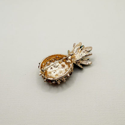 806 | PINEAPPLE BROOCH