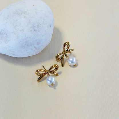 820 |  MINNIE BOW PEARL EARRINGS | GOLD
