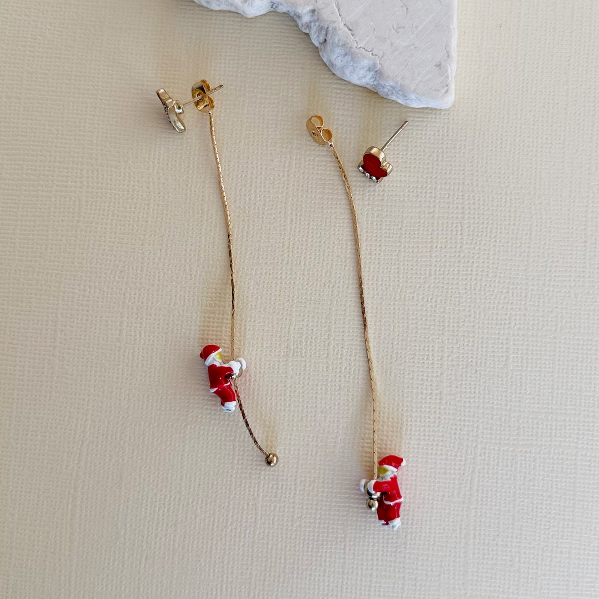 692 | SANTA CHRISTMAS EARRINGS