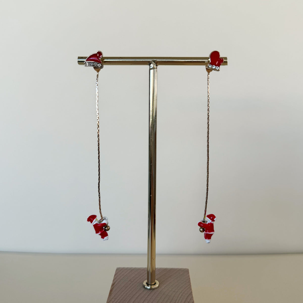 692 | SANTA CHRISTMAS EARRINGS