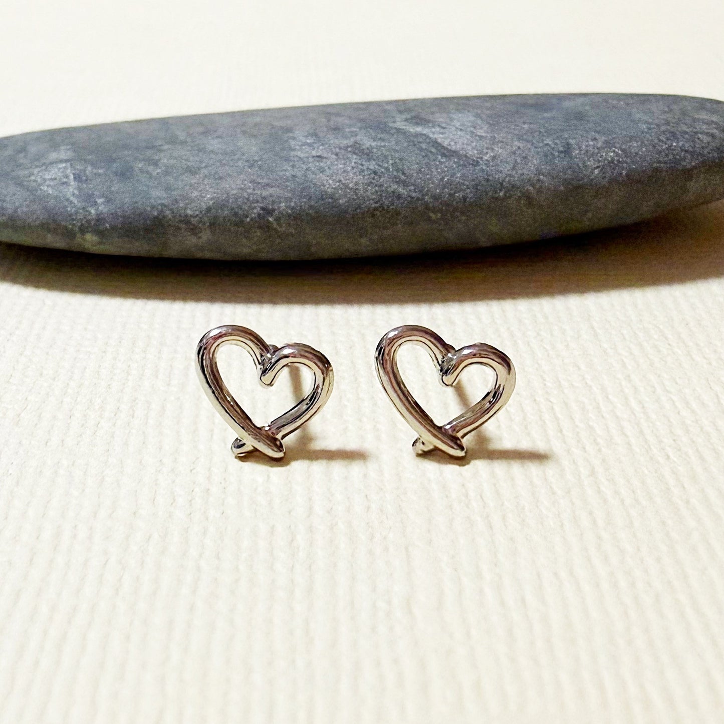848 | SWEET HEART EARRINGS | CARTEL KISSES