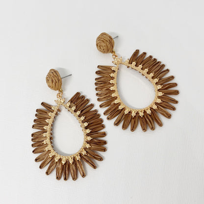 543 | SKYLA RAFFIA EARRINGS | COFFEE