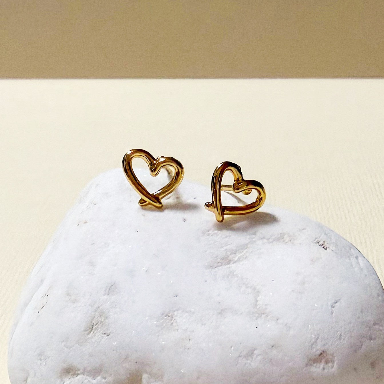 848 | SWEET HEART EARRINGS | CARTEL KISSES
