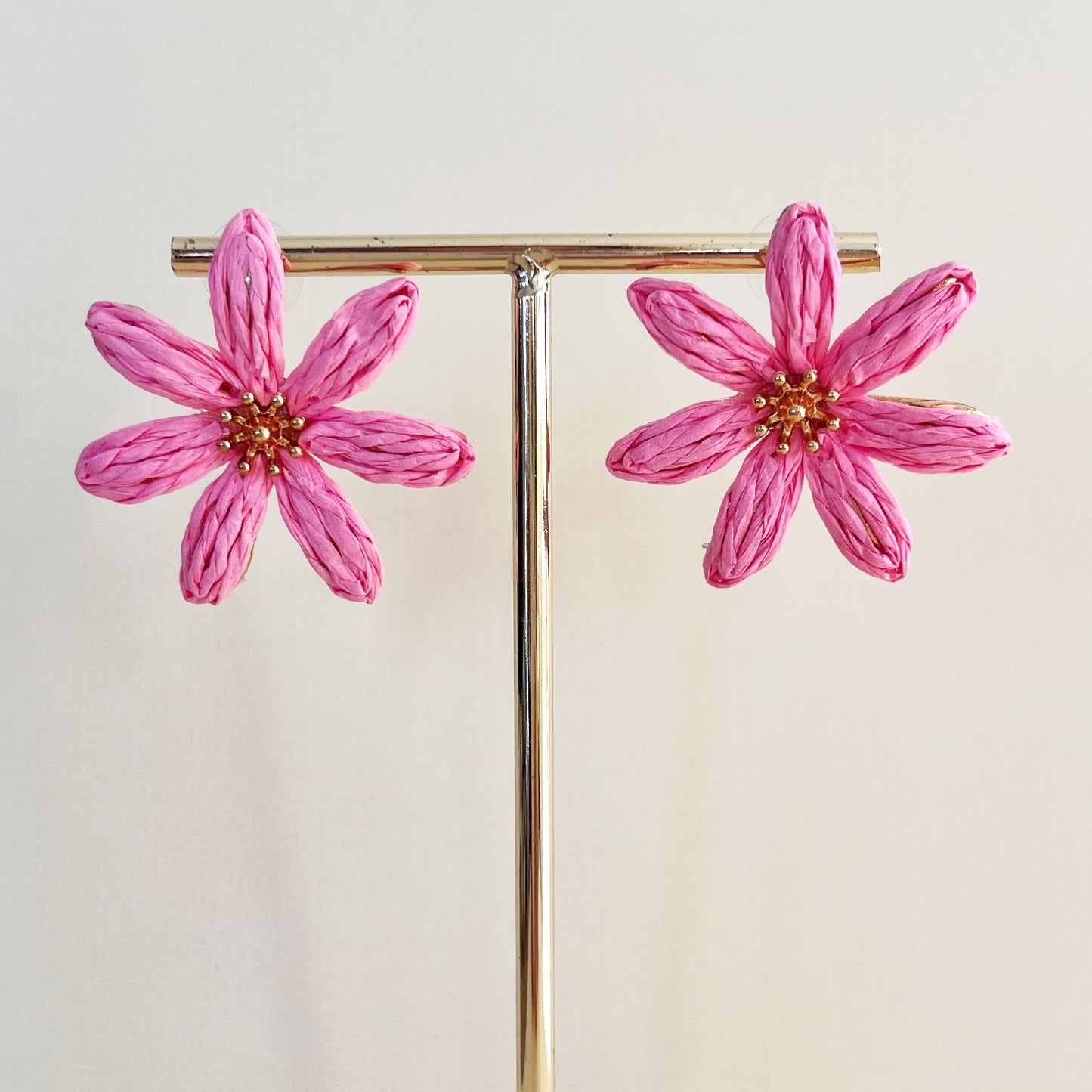 694 | TAHITIAN GARDENIA EARRINGS | PINK
