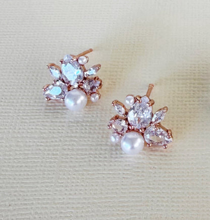 826 | TWILA EARRINGS | ROSE GOLD & PEARL
