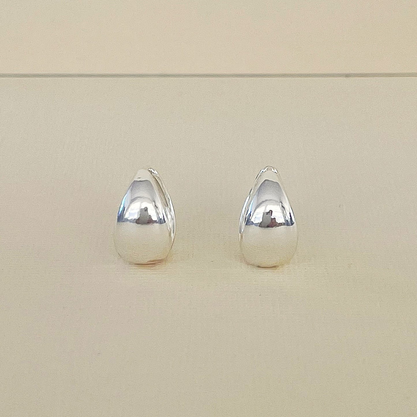 713 | YVETTE EARRINGS | SILVER